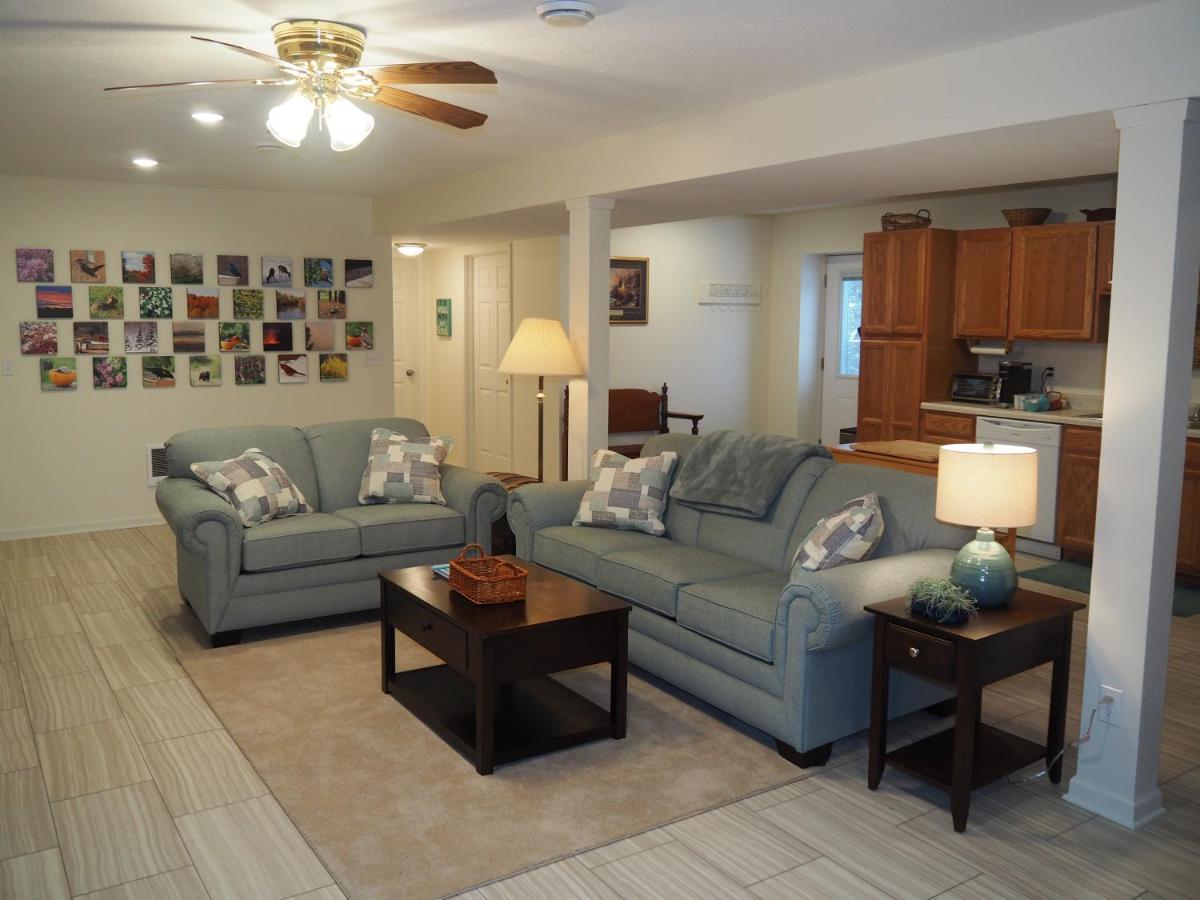 New! The Blessing - A Cute And Cozy Apartment! Benzonia Exterior foto