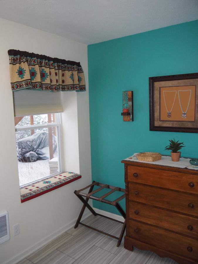 New! The Blessing - A Cute And Cozy Apartment! Benzonia Exterior foto